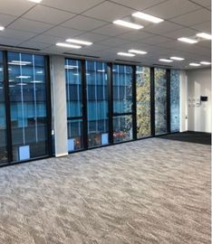 グリーンスクエア新宿 窓