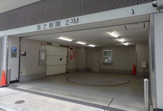 住友生命八重洲東ビル 駐車場
