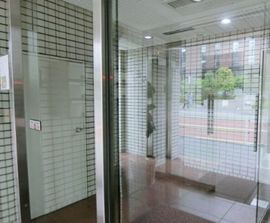三田SUNビル 出入り口