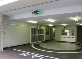 ミレーネ神保町ビル 駐車場