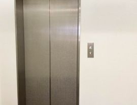 市ヶ谷MSビル 乗り口