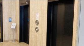 如水会ビルディング エレベーター