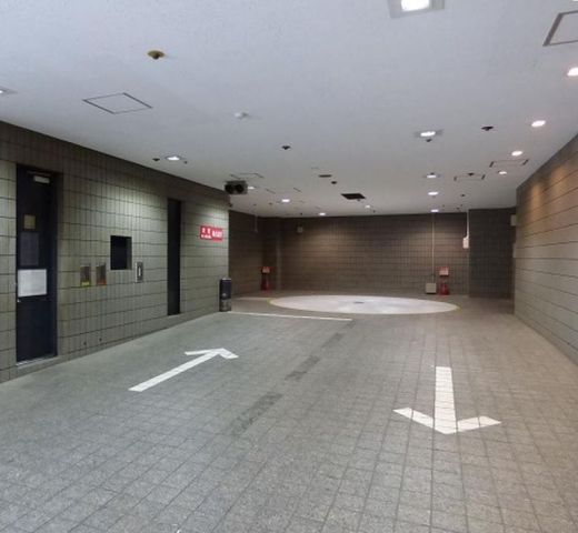 内幸町平和ビル 駐車場