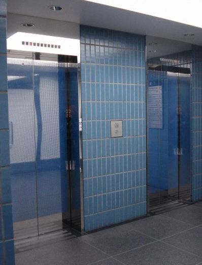 垣見麹町ビル エレベーター