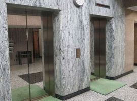 明産溜池ビル エレベーター