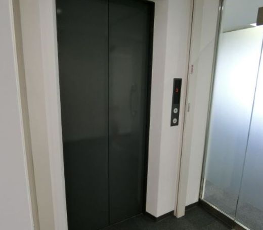 TKK第2新橋ビル エレベーター