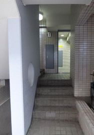あけぼのビル(店舗) 階段