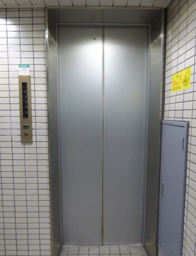 あけぼのビル(店舗) エレベーター