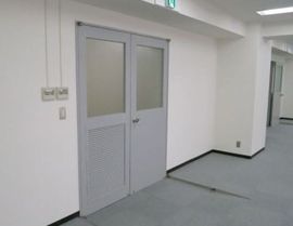 五反田中央ビル 貸室出入り口