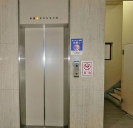 大成ビル エレベーター