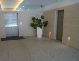 Mayapada Shiodome Plaza エントランスホール　画像