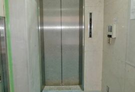 REGRARD SHINBASHI エレベーター　写真
