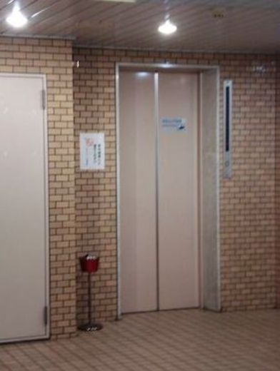 浜松町ダイヤハイツ エレベーターホール　写真