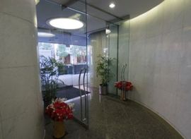 芝多賀ビル エントランスホール