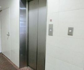 赤坂周山ビル エレベーター　写真