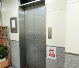 赤坂江戸清ビル エレベーター　写真