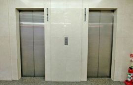赤坂日本ビル エレベーターホール　写真