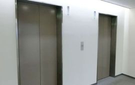 赤坂日本ビル エレベーター　写真