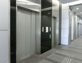 青山クリスタルビル エレベーターホール　写真