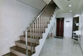 TPビル 階段　画像