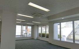クリスタルポイントビル オフィス　写真
