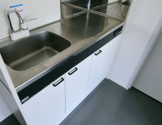 クリスタルポイントビル 給湯　写真