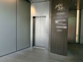 原宿神宮の森 エレベーターホール　写真