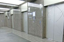 青山オーバルビル エレベーターホール　写真
