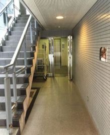 第二坂本ビル エントランスホール　写真