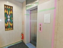 久保田ビル エレベーターホール　写真