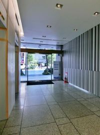 西池袋パークフロントビル エントランスホール　写真