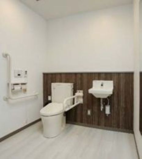 東京パークサイドビル 多目的トイレ写真