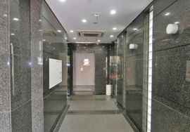 神田近江屋ビル エントランスホール　写真