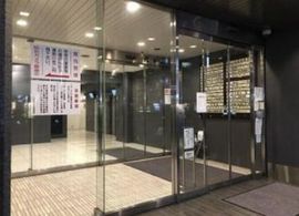 ドルミ代々木 エントランス