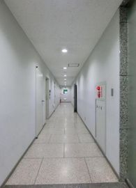 日本生命新宿西口ビル 廊下写真