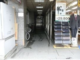 第一阿部ビル エントランス　画像