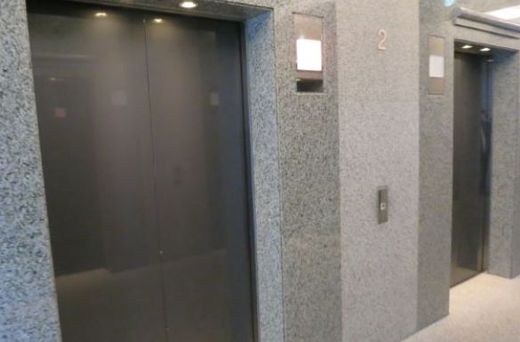 ステージビルディング エレベーター　写真