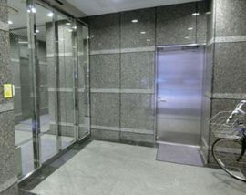 NT日本橋ビル エントランスホール　写真