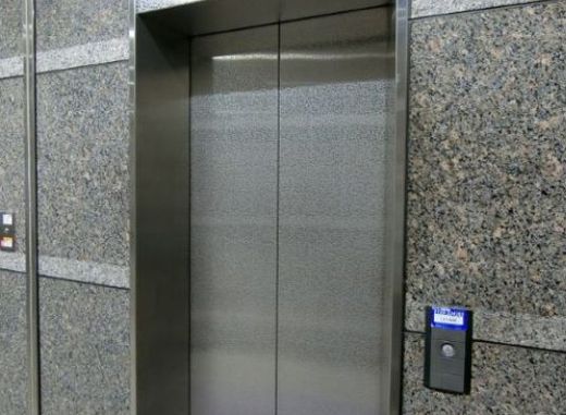 NT日本橋ビル エレベーター　写真