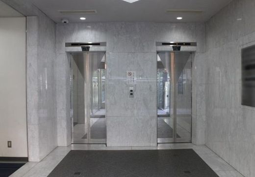 第2紀尾井町ビル エレベーターホール　写真