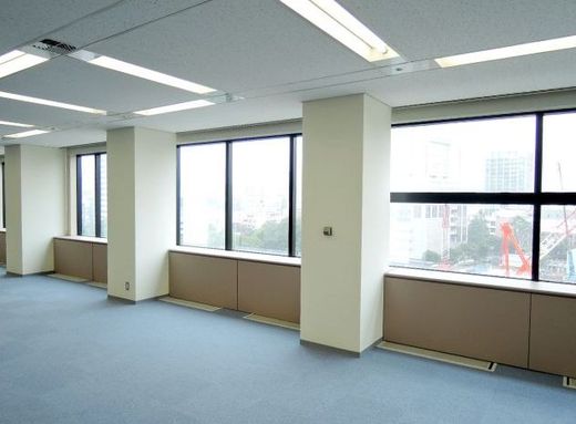 ニューオータニガーデンコート 窓