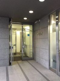 日本地所ブルックスビル エントランス　写真