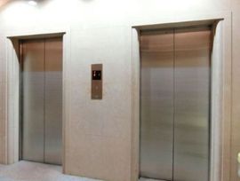 日本橋小網ビル エレベーター　写真