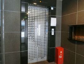 九段誠和ビル エレベーター　写真