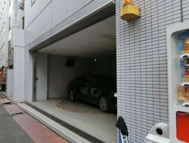 MIFビル 駐車場