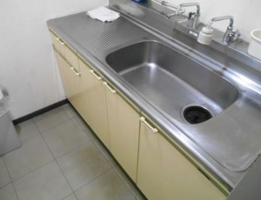 ヤクシビル 給湯　写真