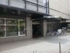 蔵前チヨダビル エントランス　写真
