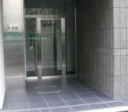 ACN神田錦町ビル エントランス　写真