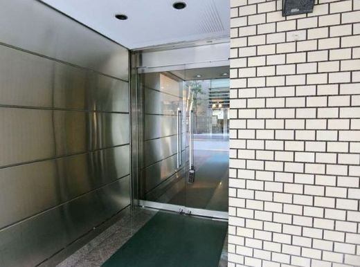 相模屋第5ビル エントランス　写真