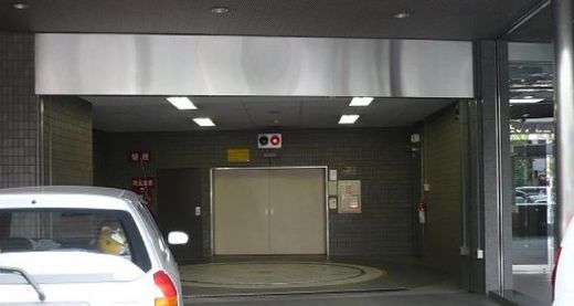 日本生命春日駅前ビル 駐車場写真